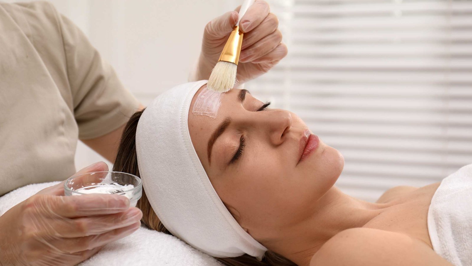 chemical peels in dubai